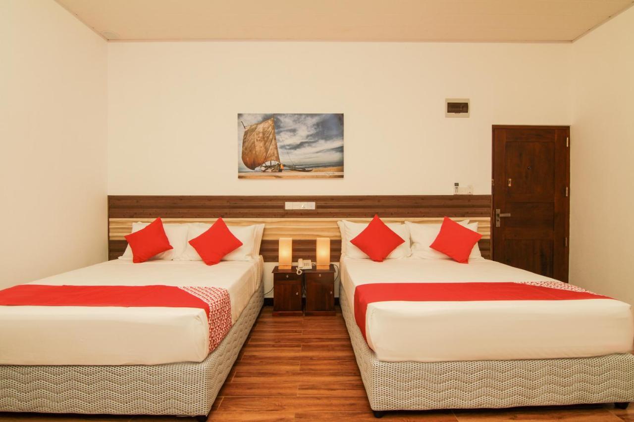 Clove Transit Hotel Kotugoda エクステリア 写真